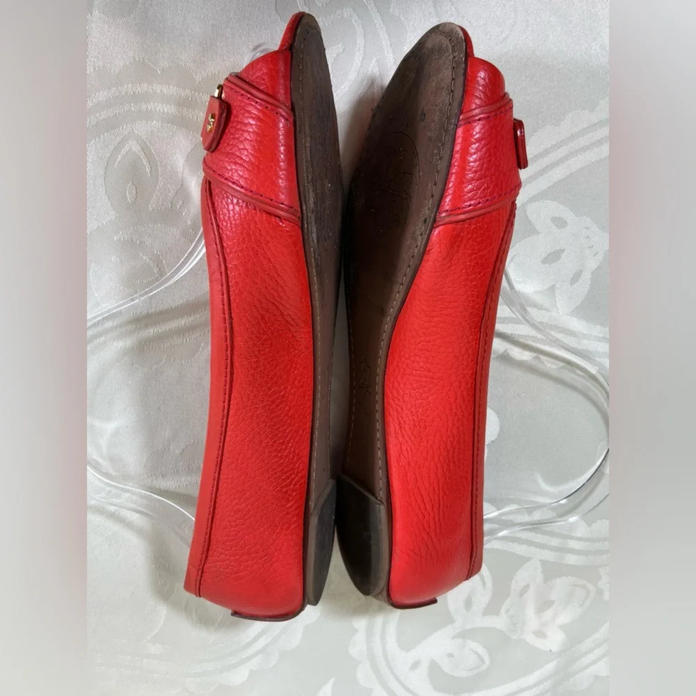 7226: Tory Burch Orange-Red Pebbled Leather Peep Toe Ballet Flats Size 7.5